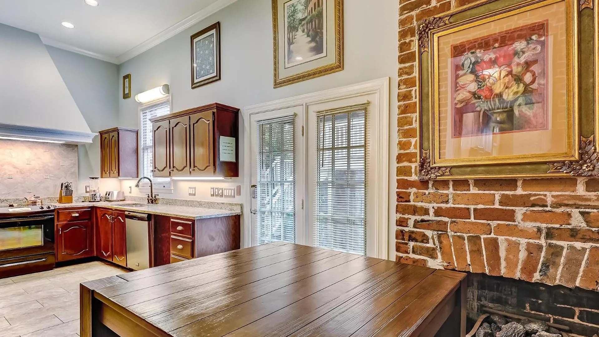 Broughton Street House Estate Villa Savannah 0*,  United States